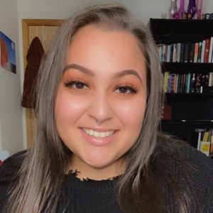 Meet your Posher, Isabel